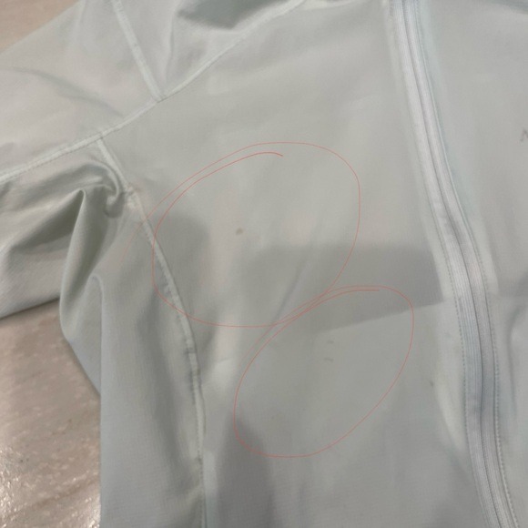 Arc'teryx Women's Light Blue Jacket - Picture 5 of 8